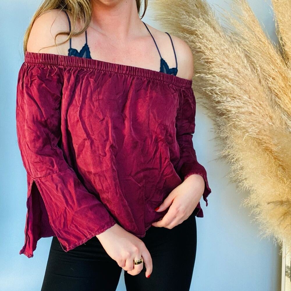 MAVEN WEST Burgundy Red Off Shoulder Slit Bell Sleeve Boho Blouse Top Shirt M